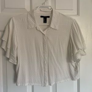 Blouse with frills